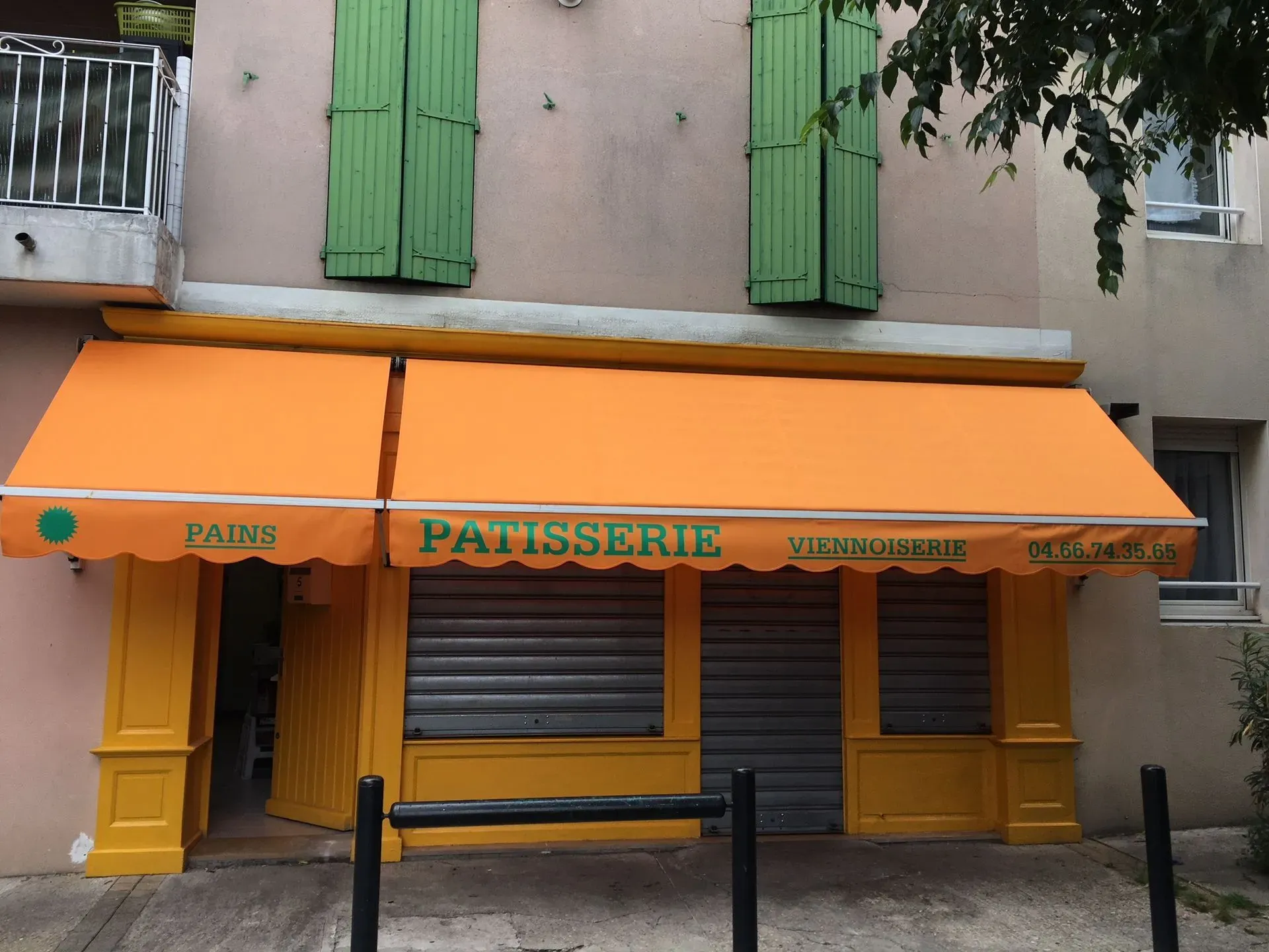 vitrines et rideaux metalliques