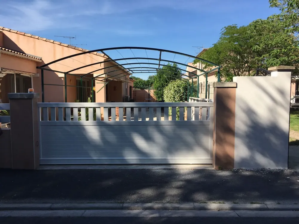 Portes de cloture à Vestric-et-Candiac